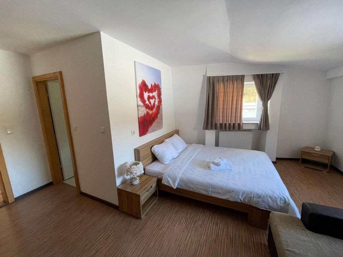 Motel "Kula" Cazin Dış mekan fotoğraf